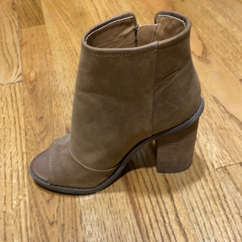 Brown leather open toe booties
